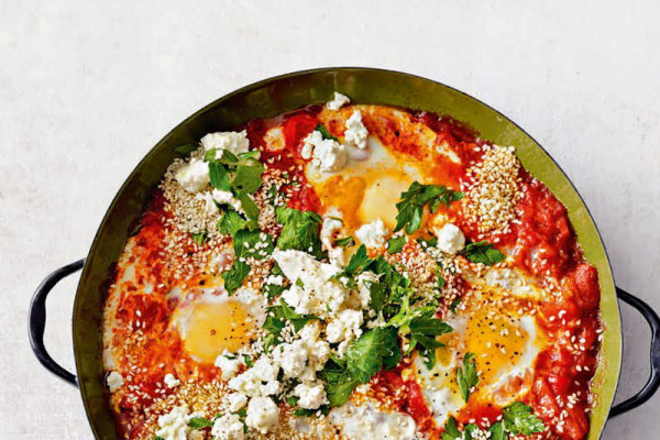 23-shakshuka-mit-schafskaese-und-sesam