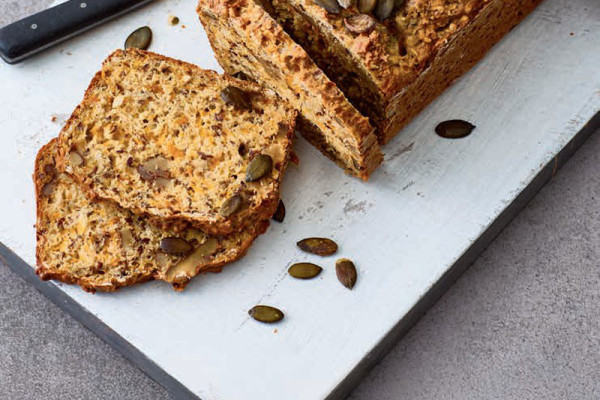 82-eiweissbrot-mit-nuessen