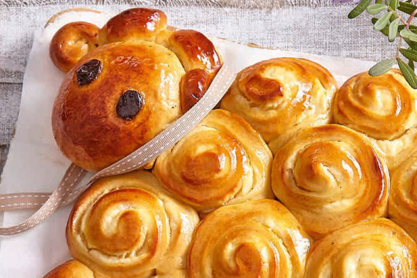 81-suesses-osterlamm-mit-honig-und-quark