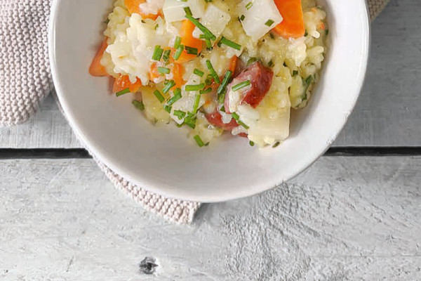 71-moehren-kohlrabi-risotto-mit-mettwuerstchen