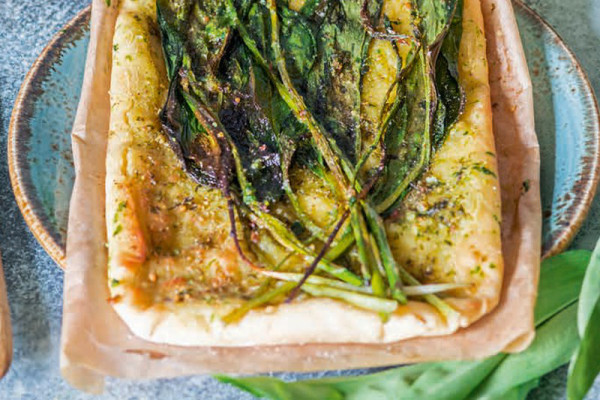 15-baerlauch-fladenbrot-mit-parmesan