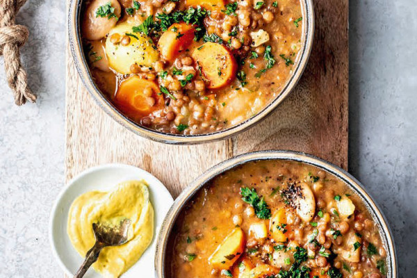 26-veg-linsensuppe-mit-kartoffeln-und-moehren
