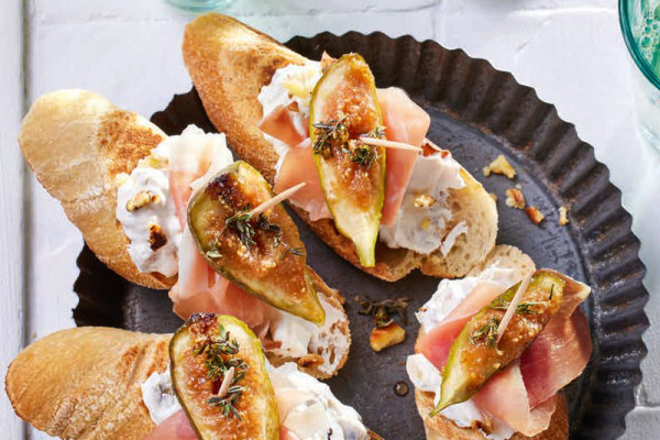 24-pinchos-mit-feige-und-serrano-schinken