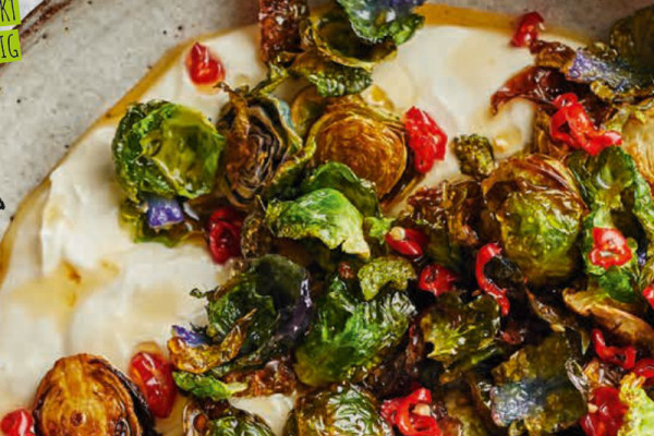 13-gekraeuselter-rosenkohl-mit-chili-honig