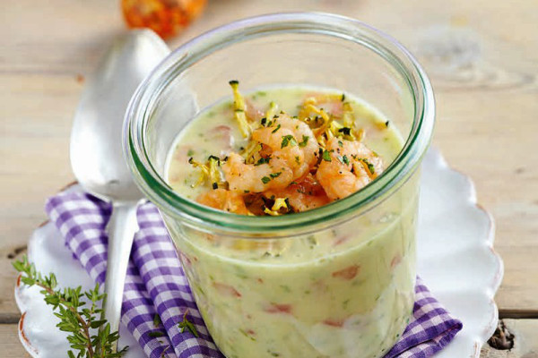 23-kartoffelsuppe-mit-garnelen-im-glas