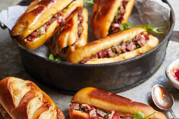 28-chinesische-barbecue-pork-buns