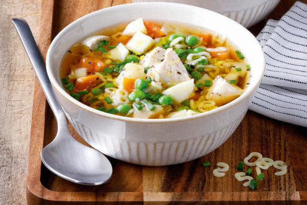 55-buchstabensuppe-mit-haehnchen-und-gemuese