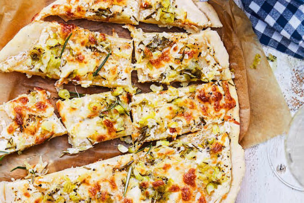 43-porree-schmand-flammkuchen