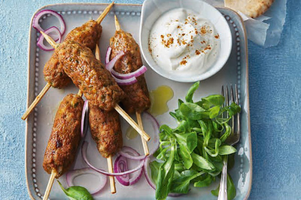 73-haehnchen-kebab-mit-joghurt-dressing