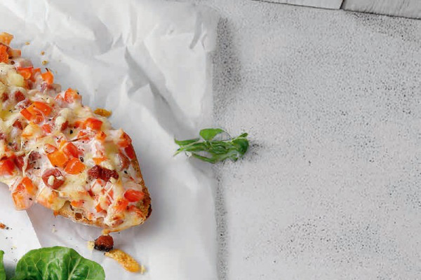 53-paprika-salami-baguette-aus-dem-ofen