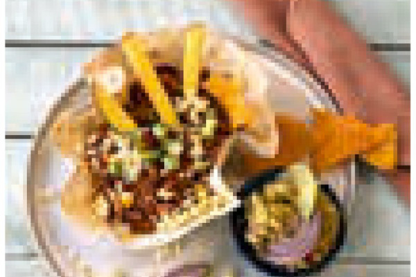 53-taco-schalen-mit-rinderhack-und-salsa