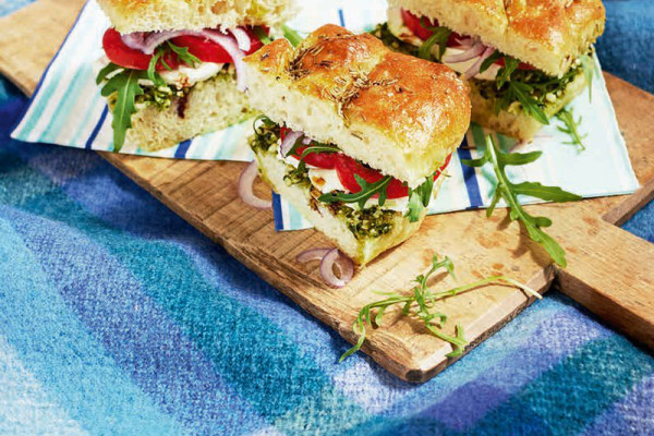 18-caprese-sandwiches