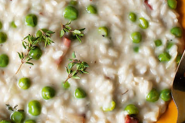 31-risotto-mit-erbsen-und-speckwuerfeln